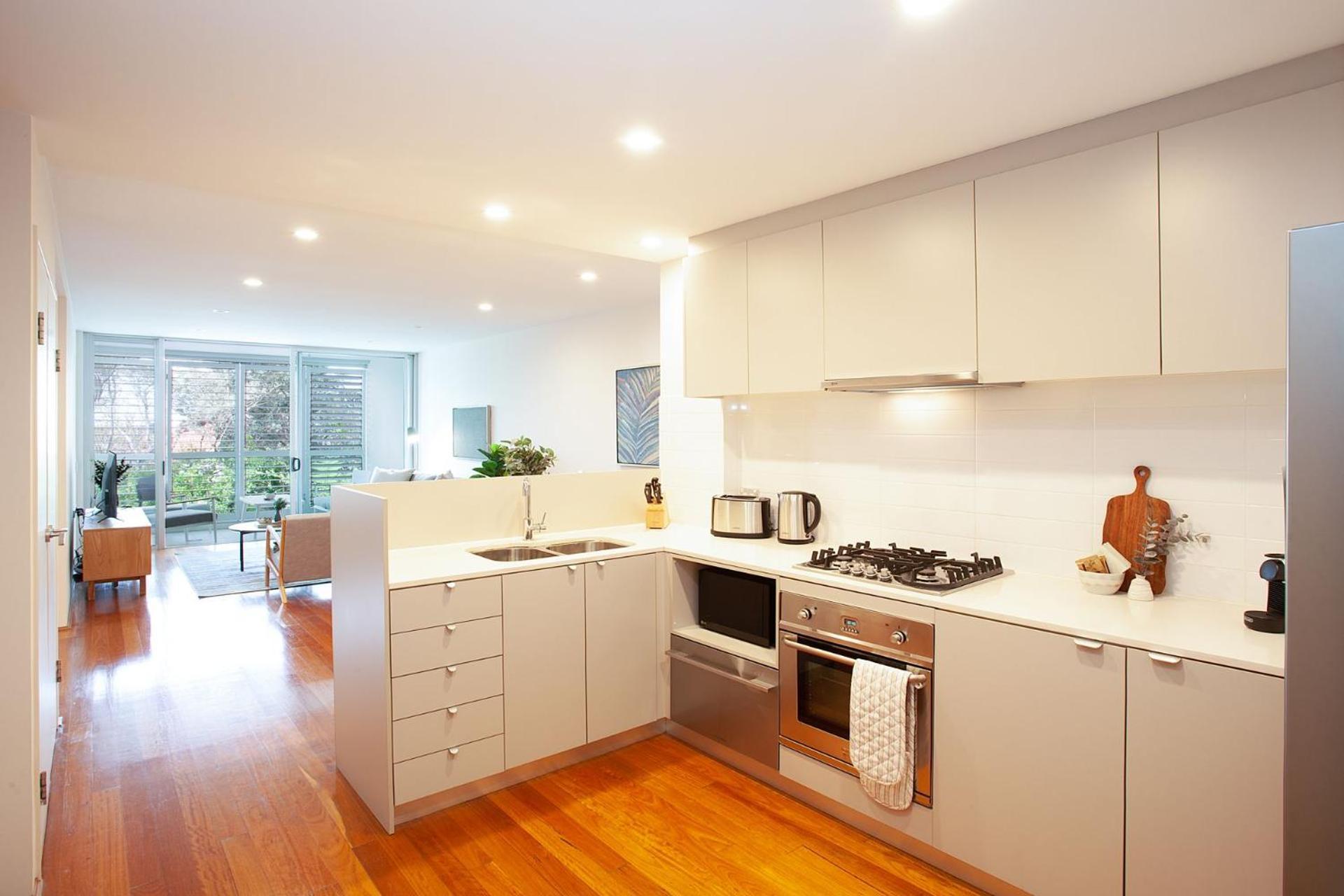 Slow Beam, Bondi Isyd Apartment Sydney